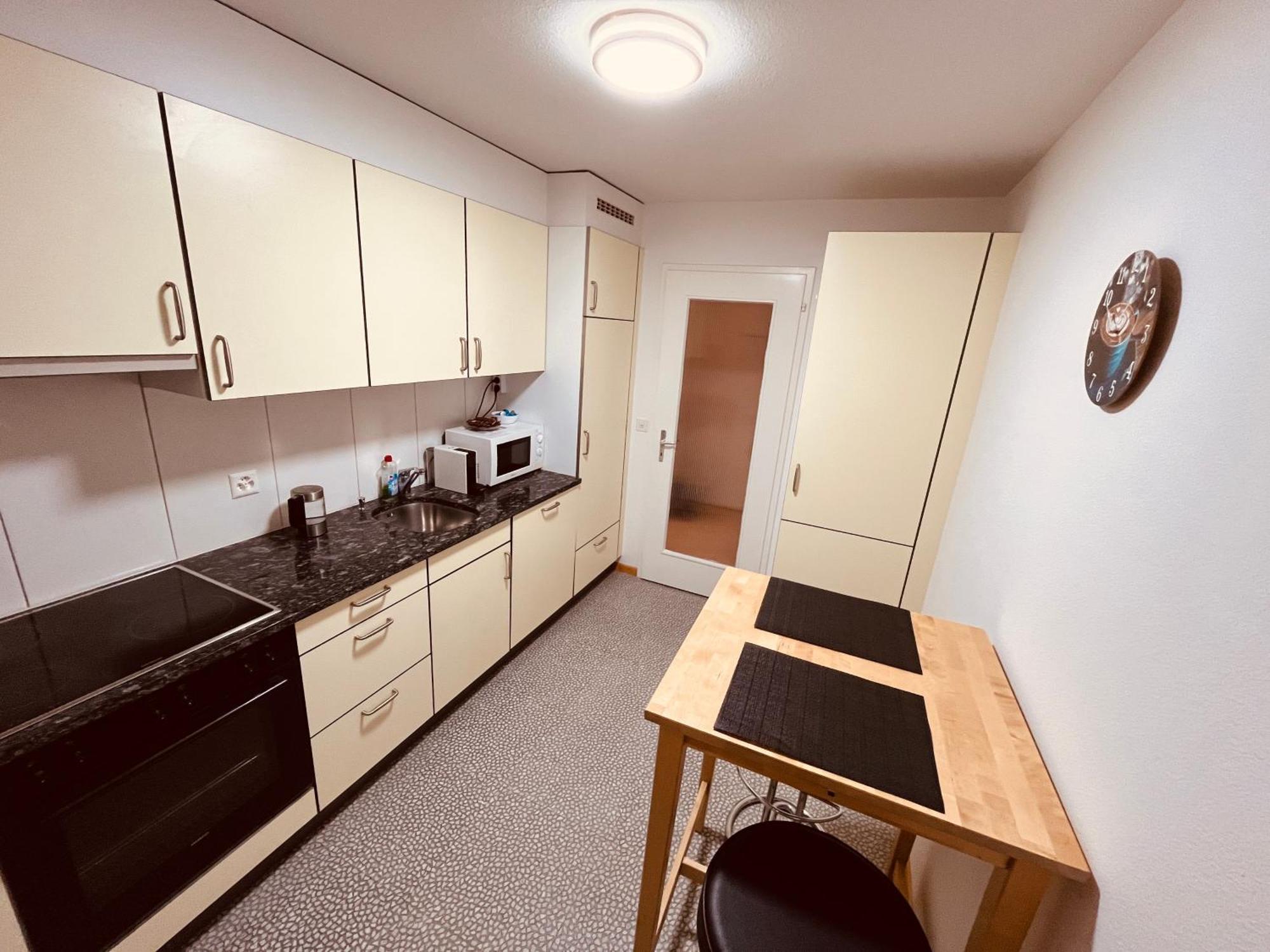 3-Room Apartment For Business Travelers & Families, Free Wifi & Tv With 70 Countries, Dazn, Sky, Netflix & Disney Wynau Exterior photo